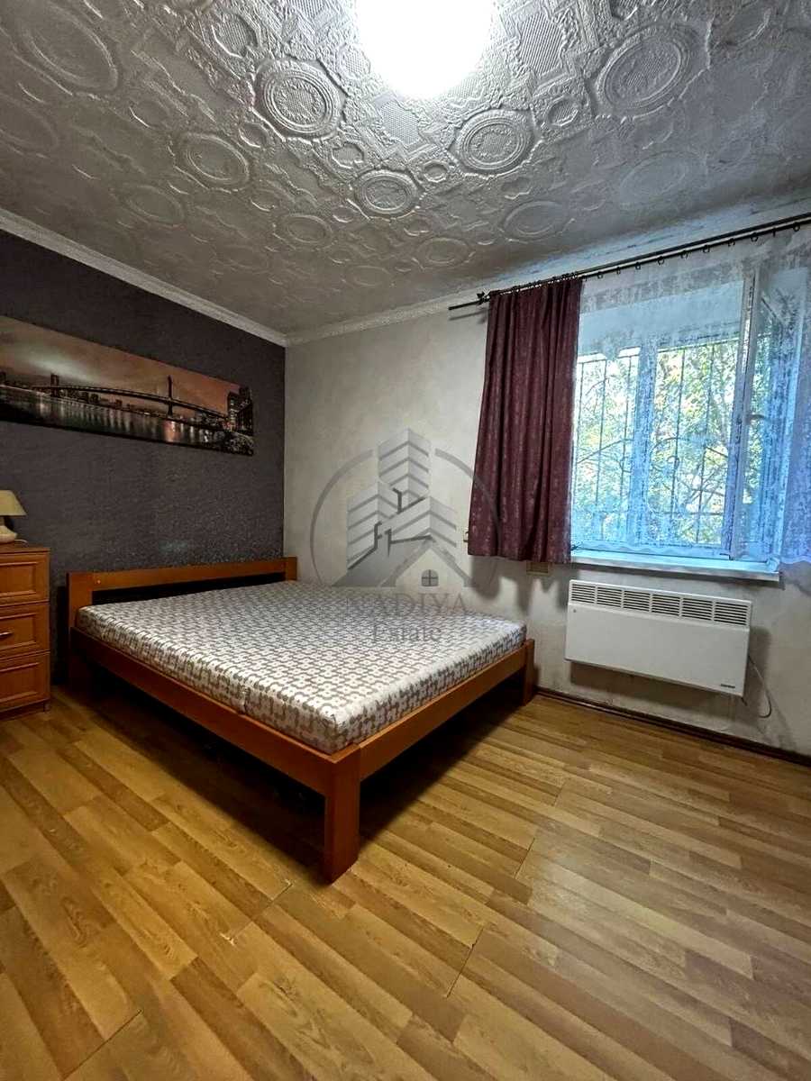 1873307651390395