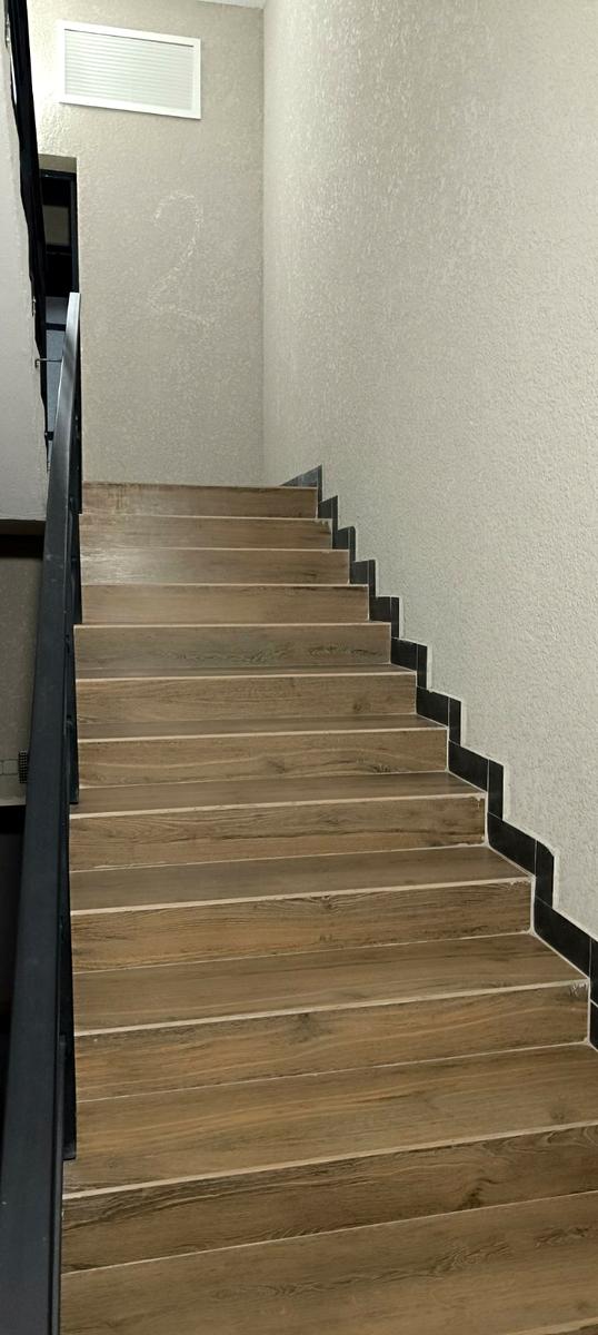 1873309568219061