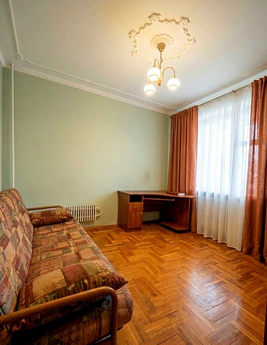 1873312948323076