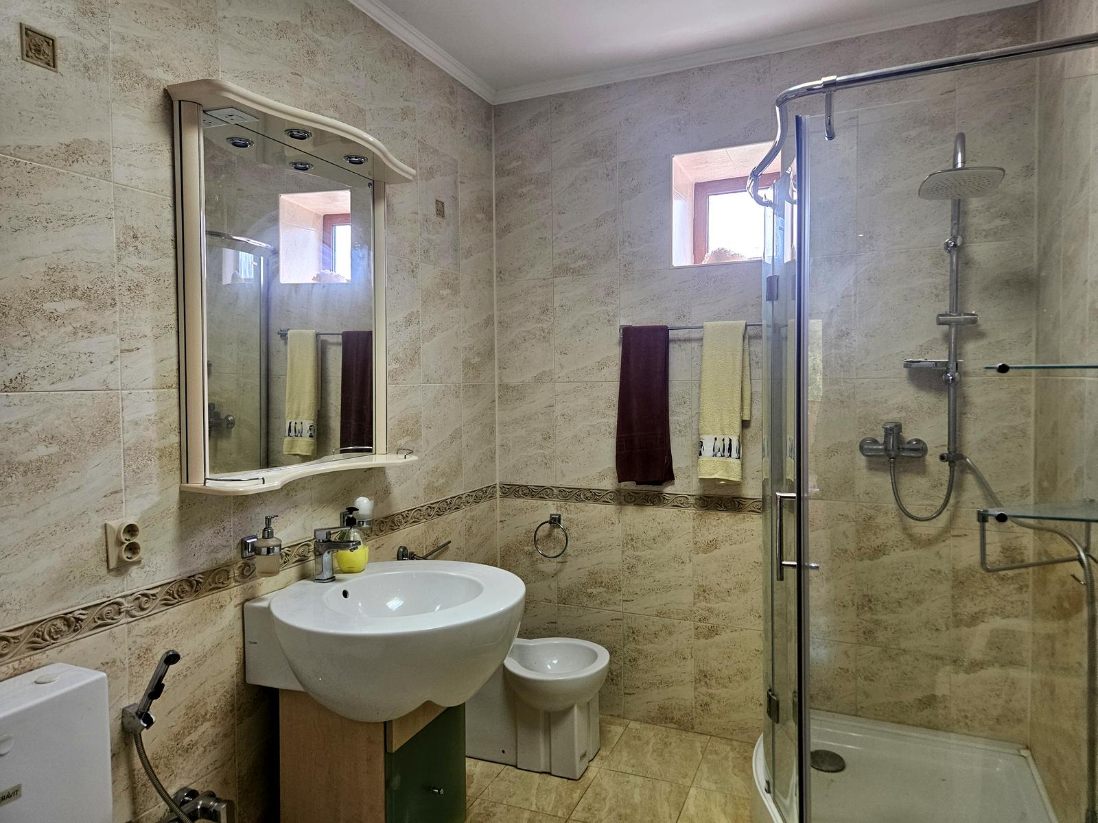 1873313465118490