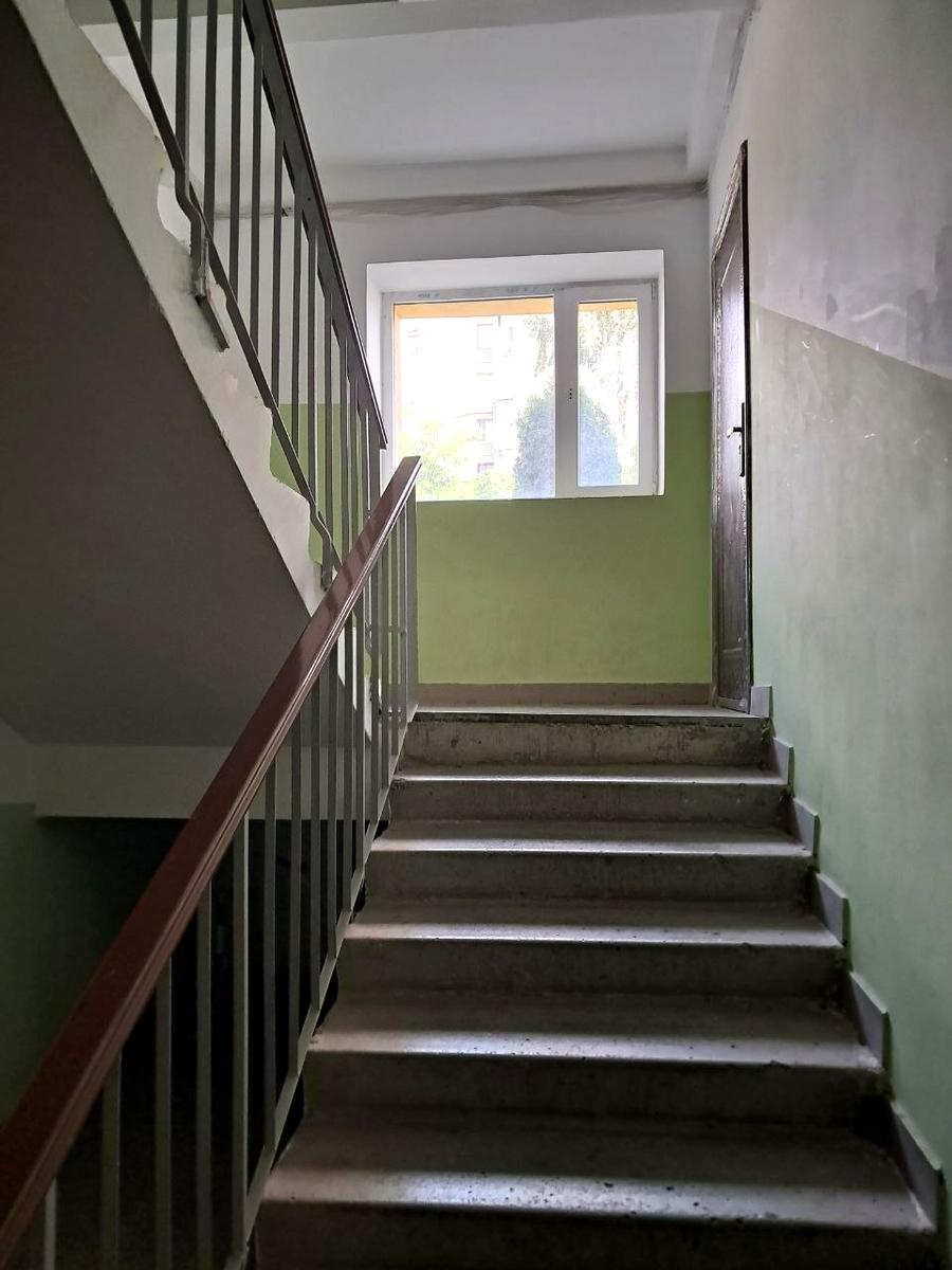 1873314703378164