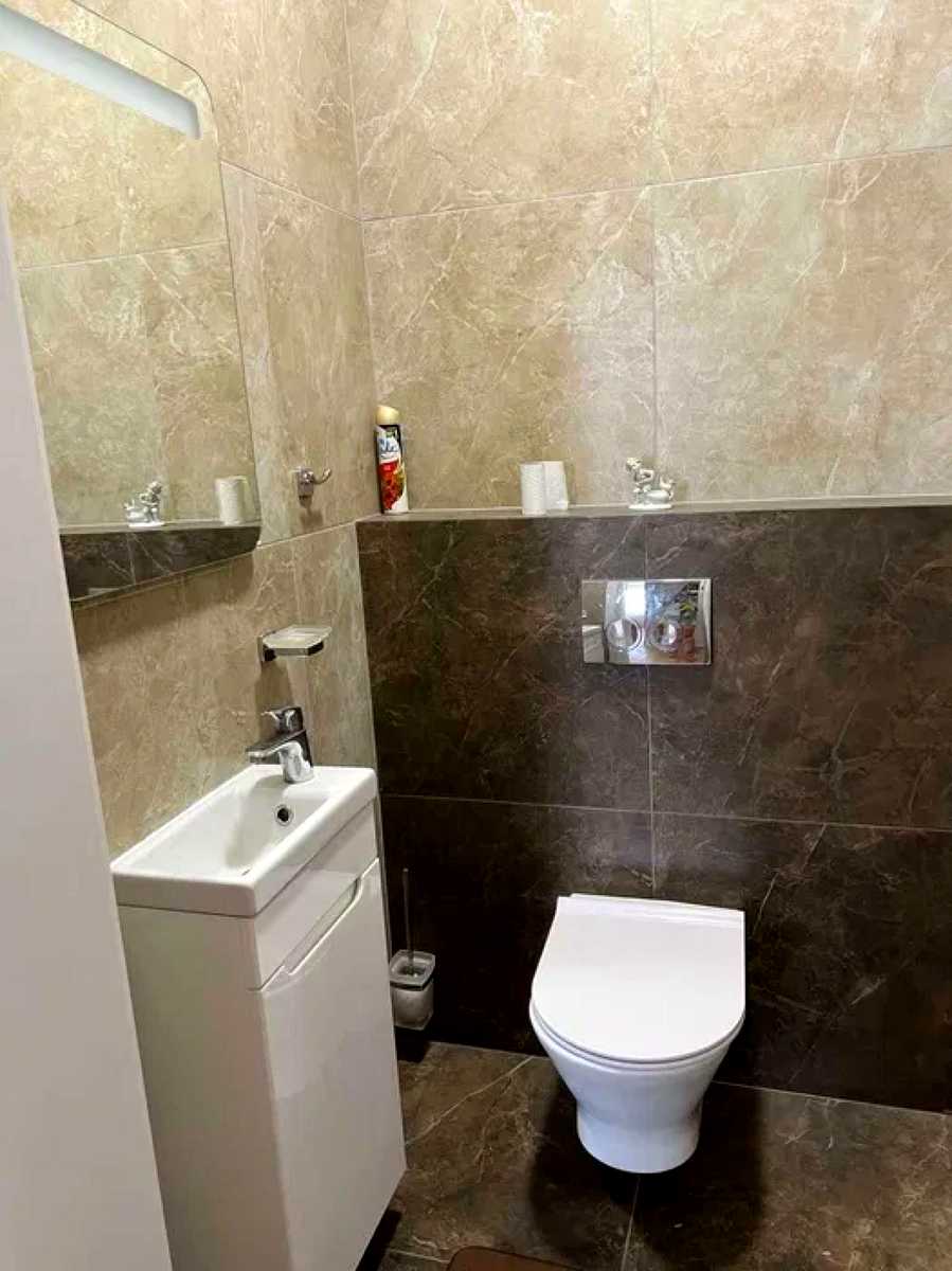 1873314715163967