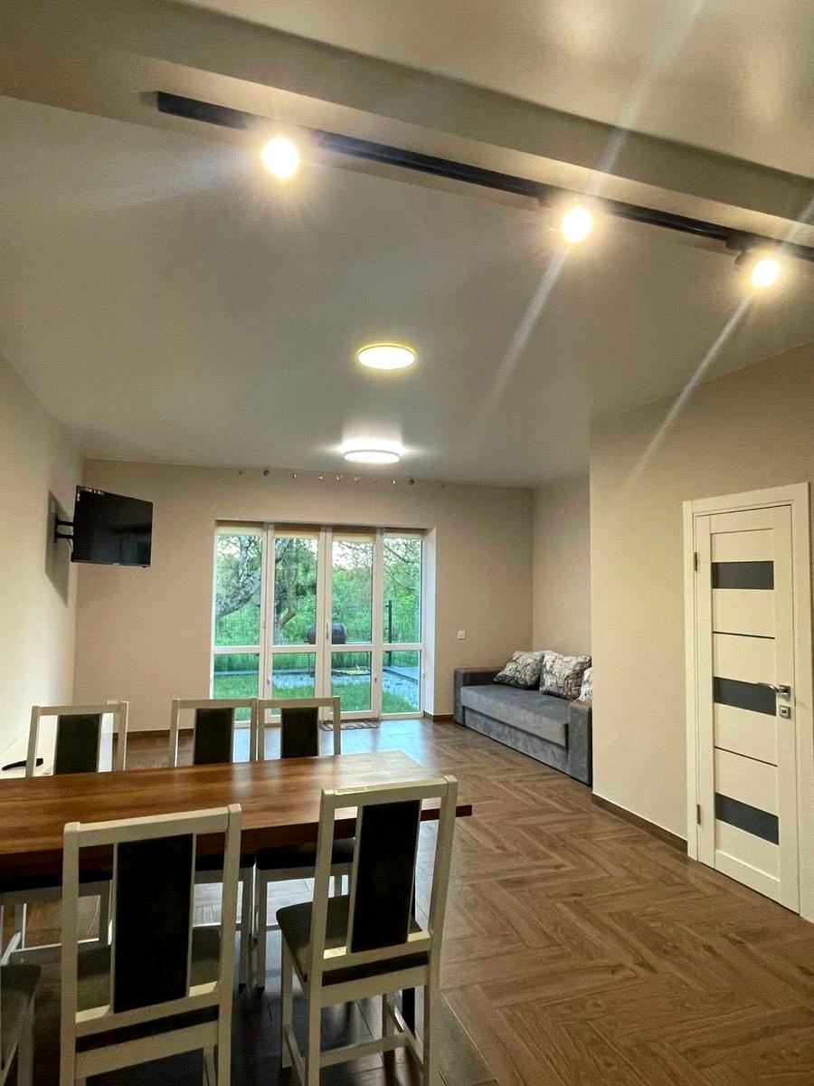 1873317956850803