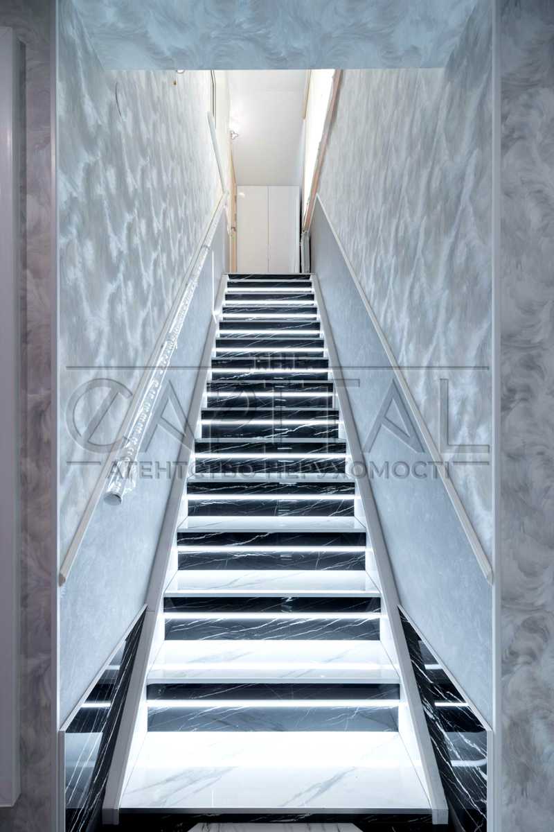 1873320013582729