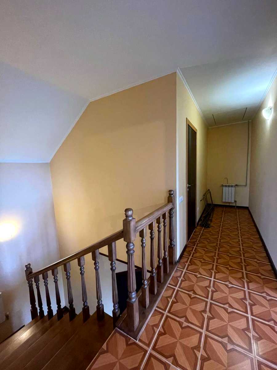 1873320224902498