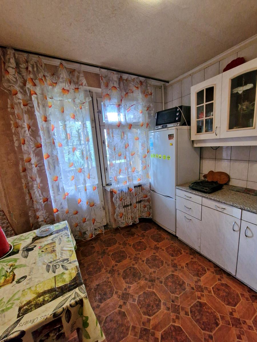 1873320430360049