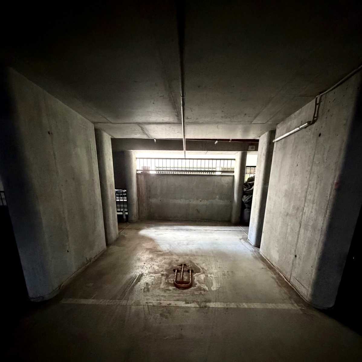 1873322892870363