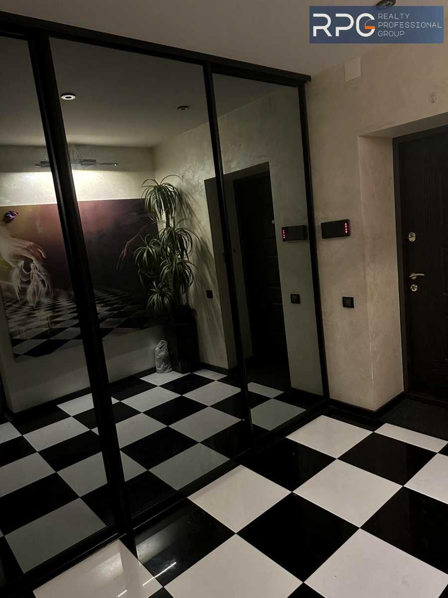 1873325435426969