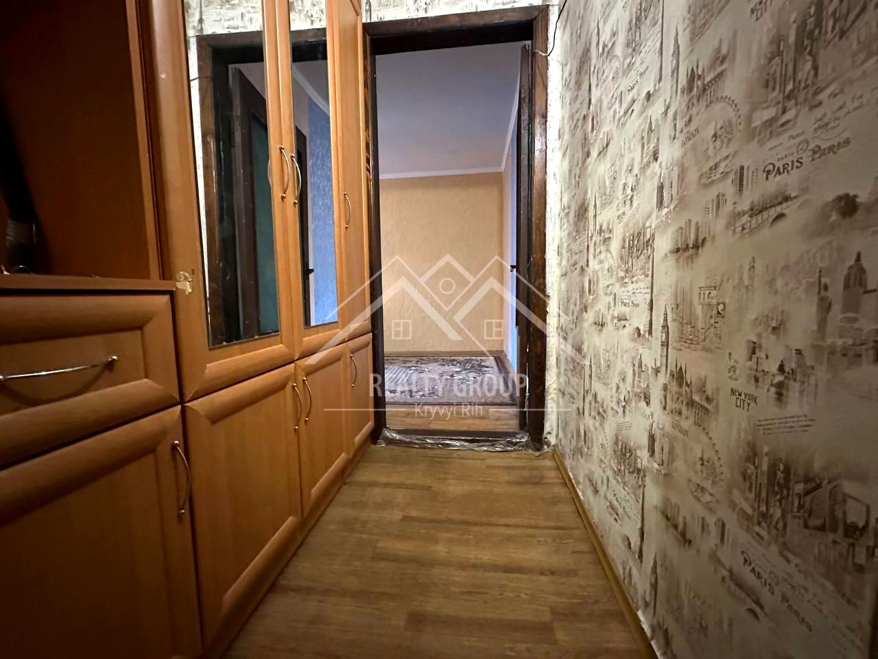 1873326145760926