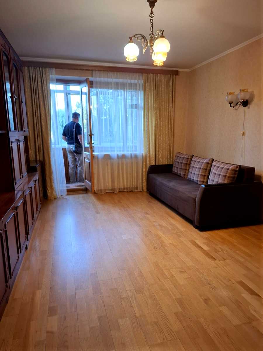 1873336063205280