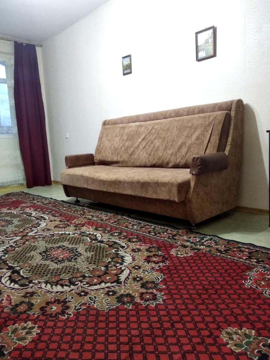 1873338348404793