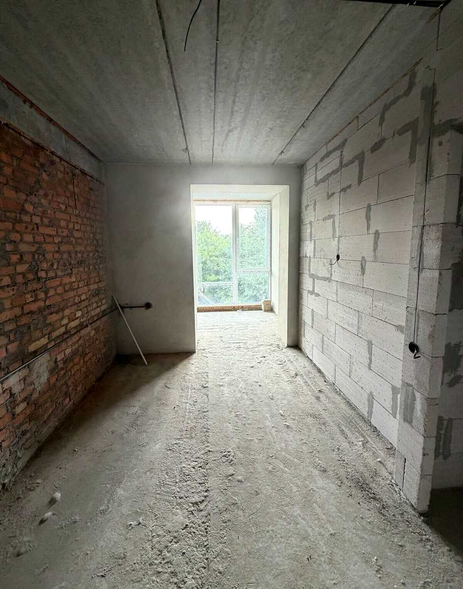 1873338679059352