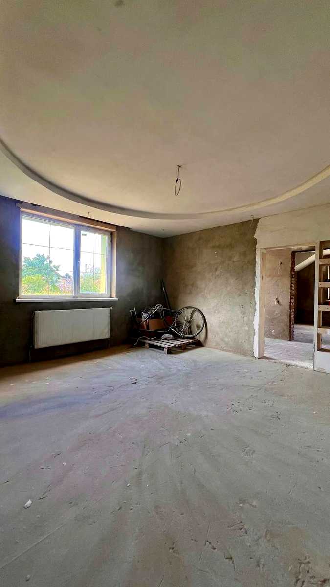 1873339885105855