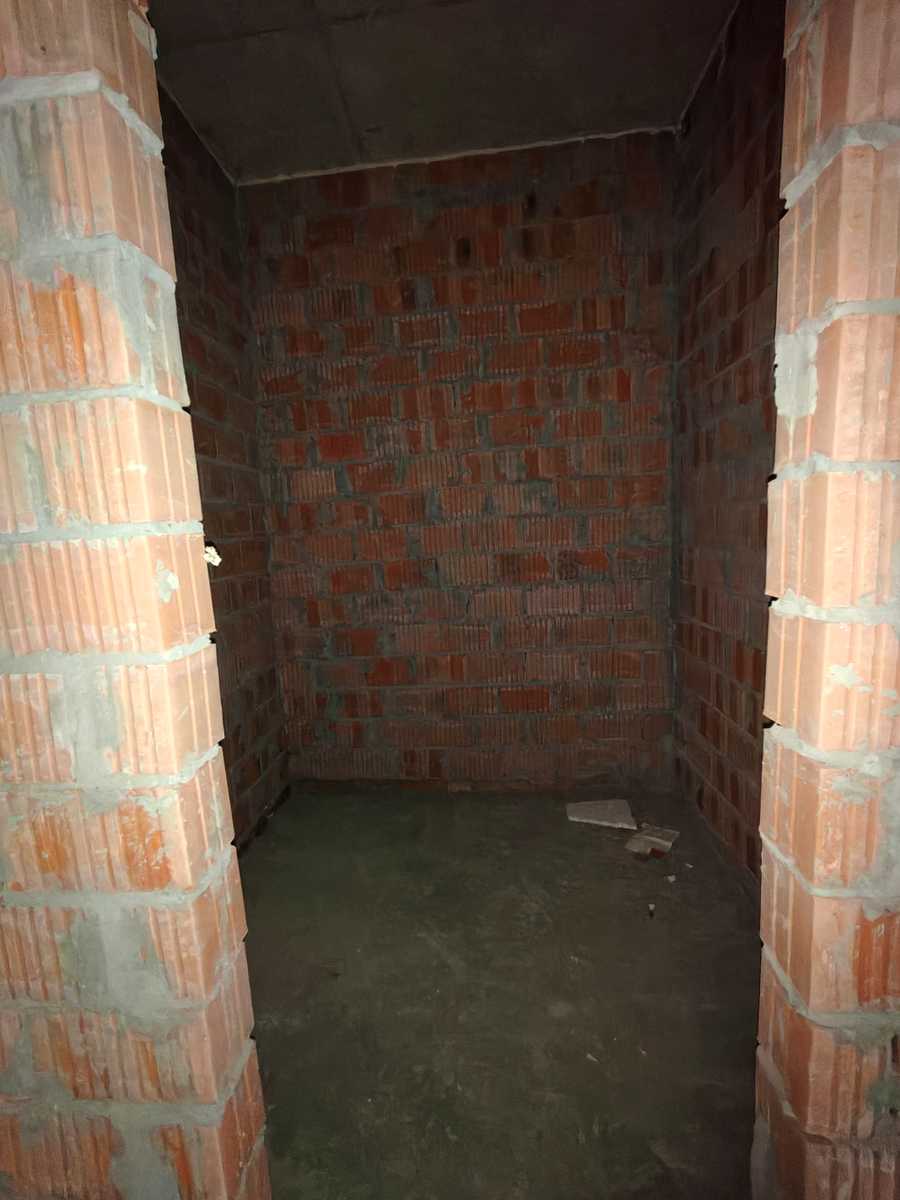 1873343921669285