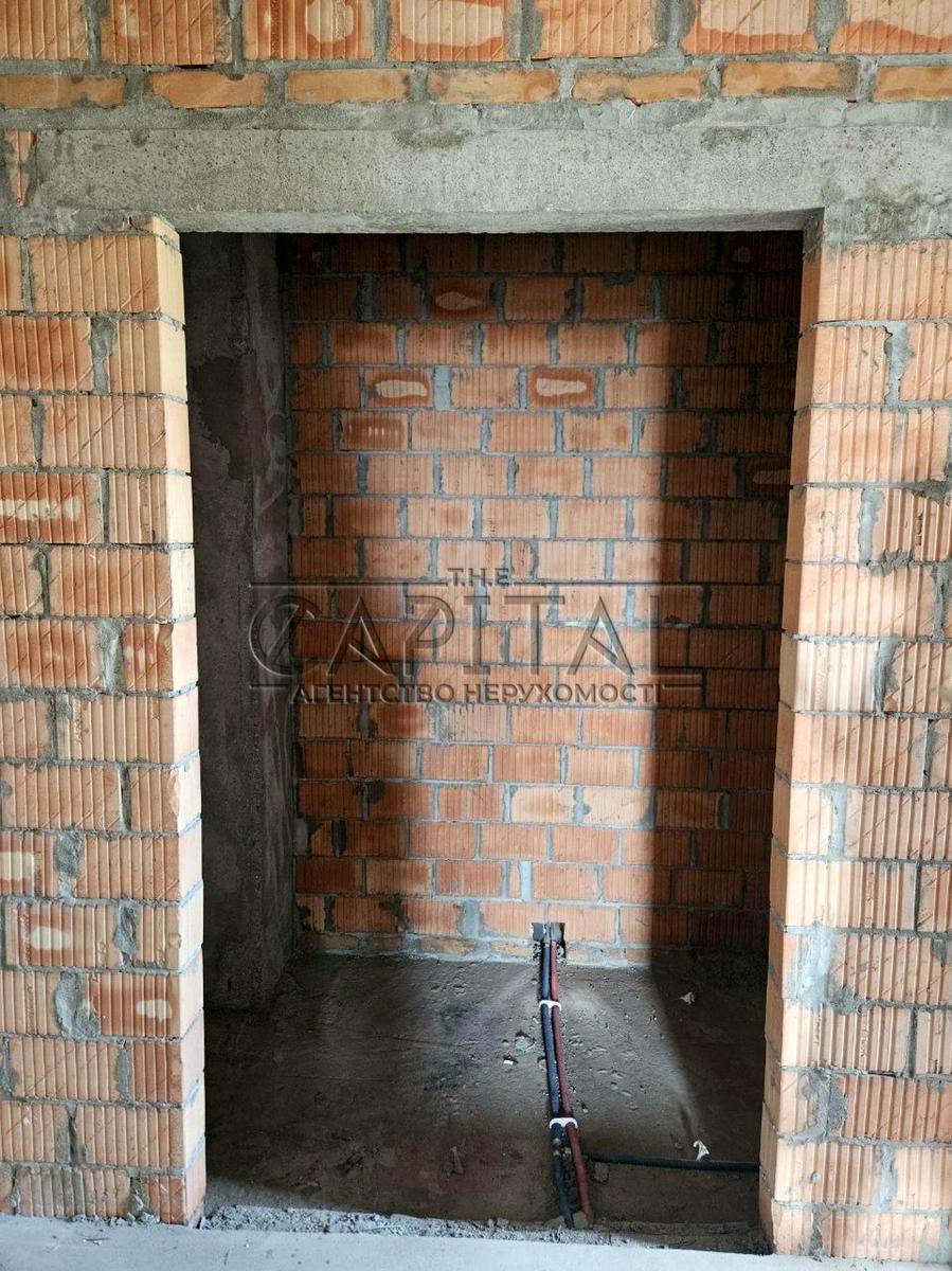 1873389458453956