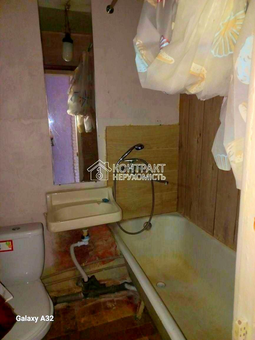 1873396878645404