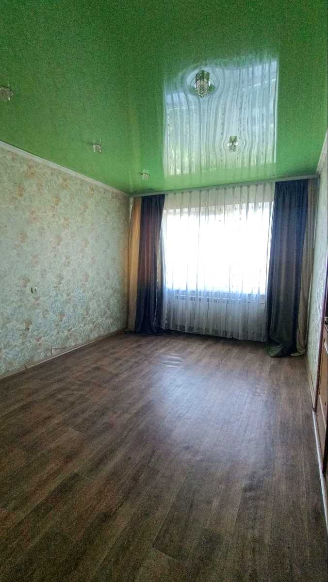 1873397032327632