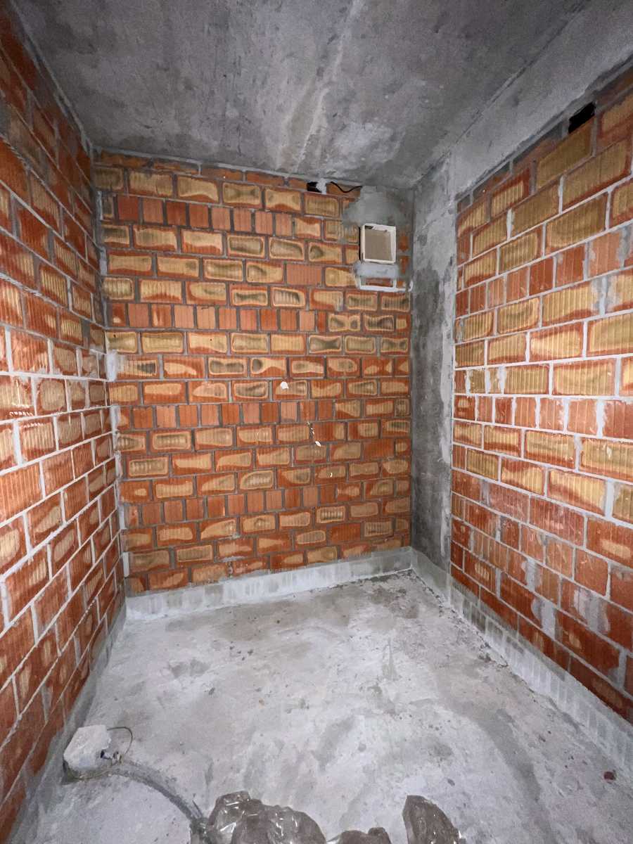 1873397559762024