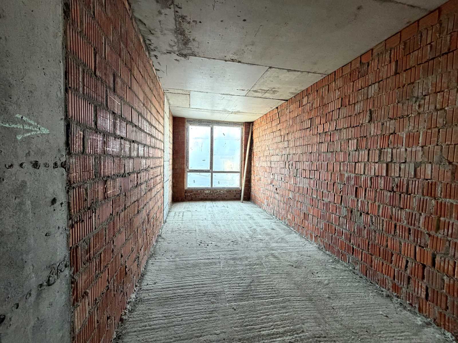 1873405248698844