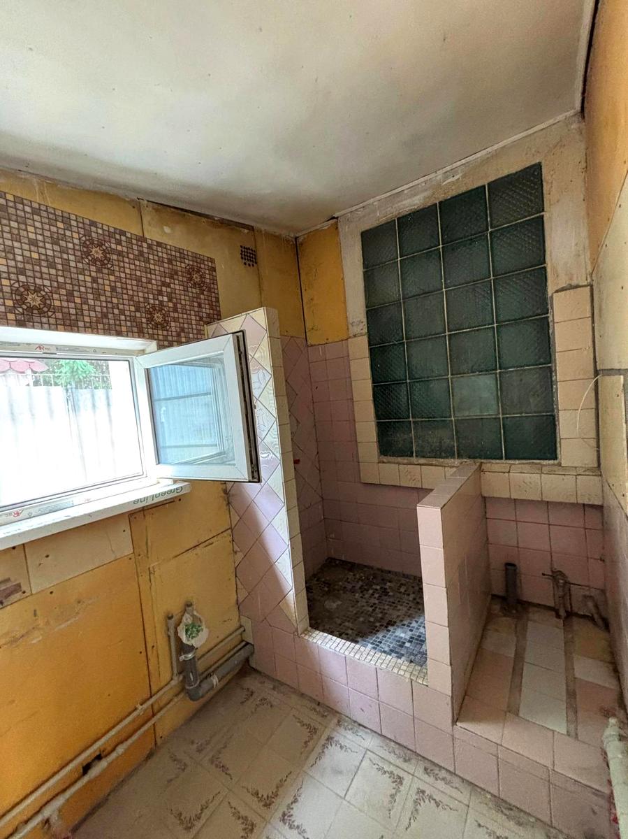 Дом по адресу ул. Глиняная (площадь 42,2 м²) - imageAlt 11 Дом по адресу ул. Глиняная (площадь 42,2 м²) - Atlanta.ua - imageAlt 11