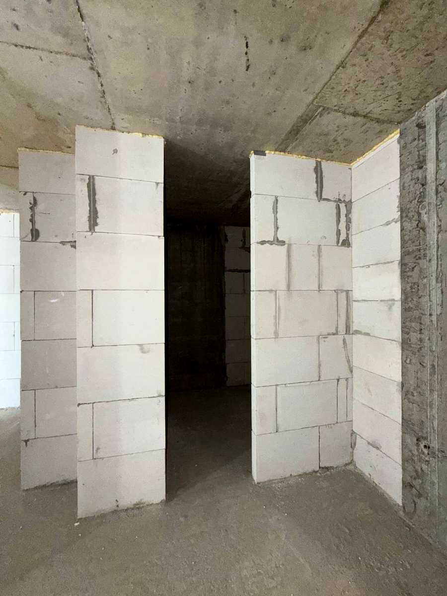 1873406249451738