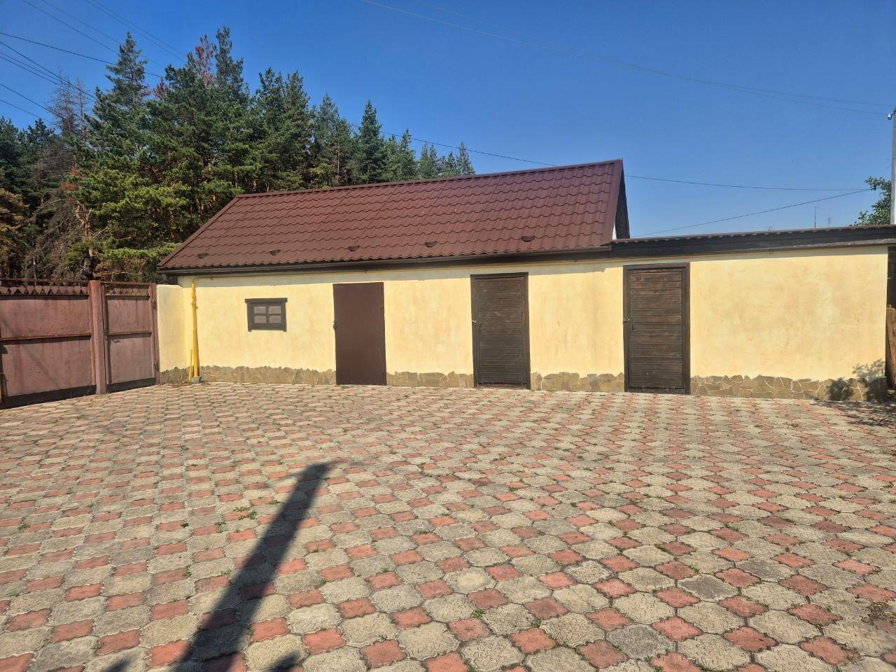 1873411619313427