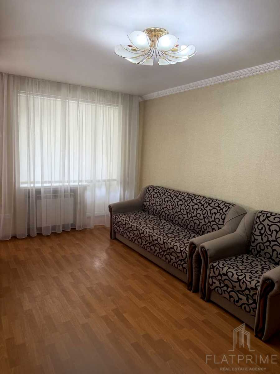 1873412733800575