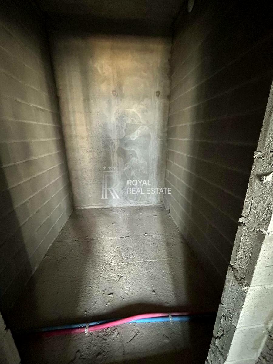 1873414378178885