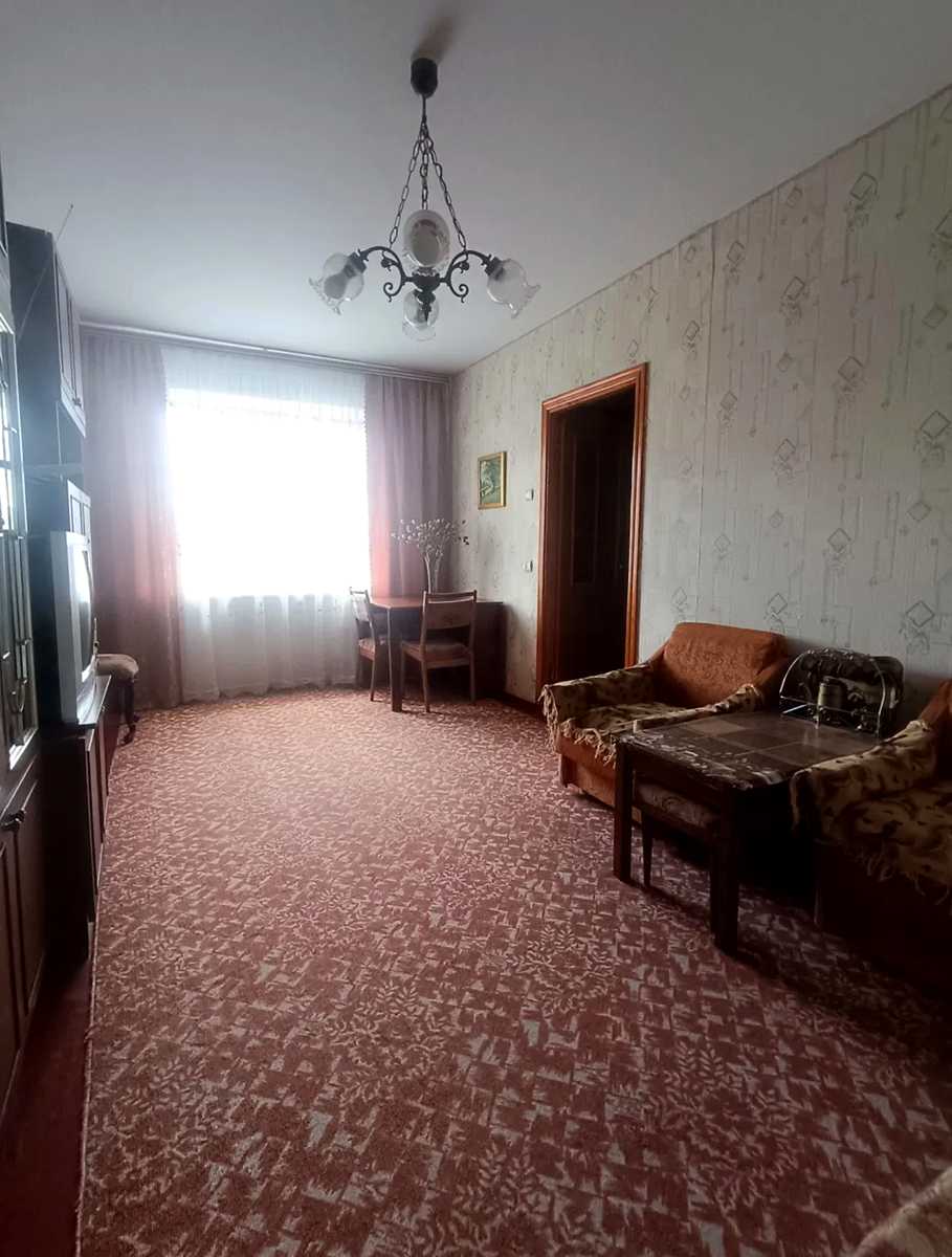 1873420698300258