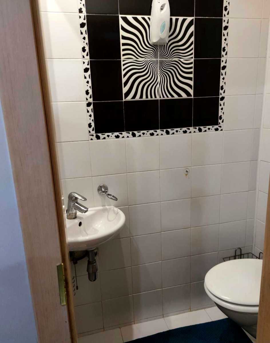 1873438544623732