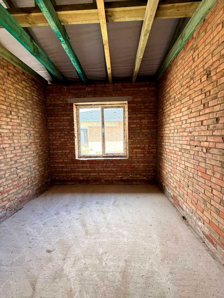 1873484068828817