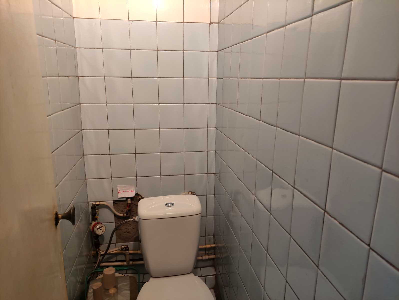 1873485874586872