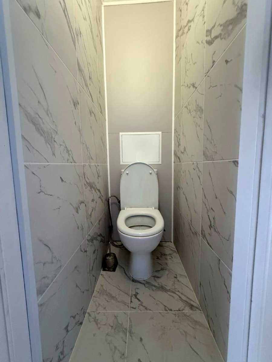 1873487183118562