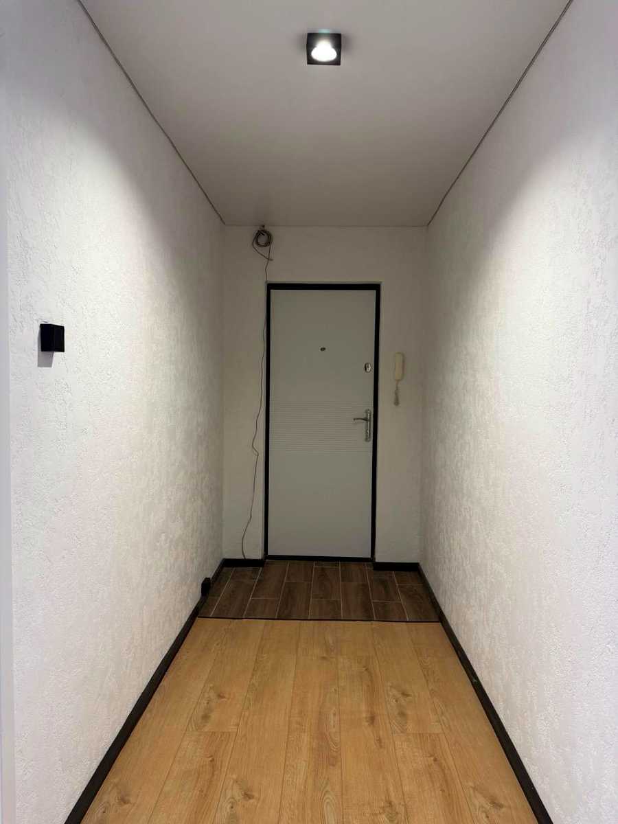1873487184887757