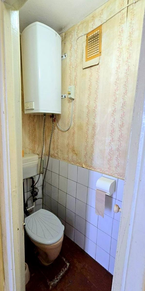1873487902583025
