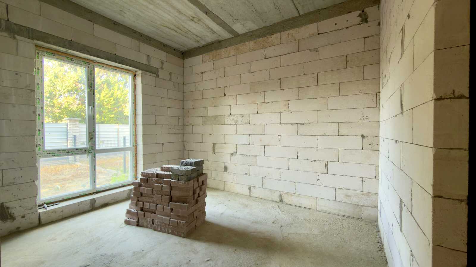 1873488551775702