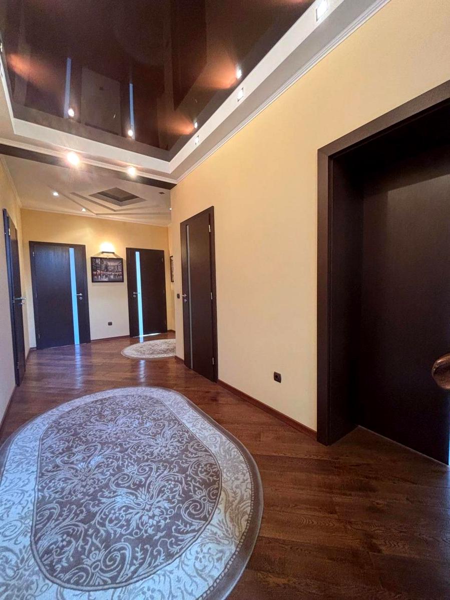 1873488678227716