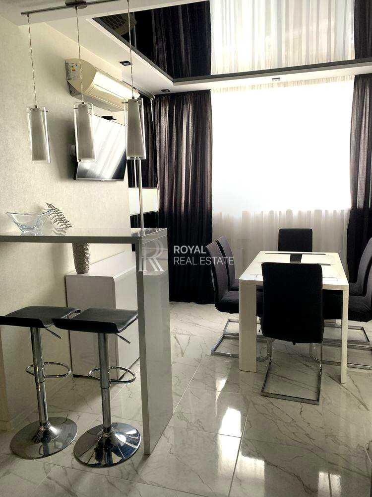 1873492552539041