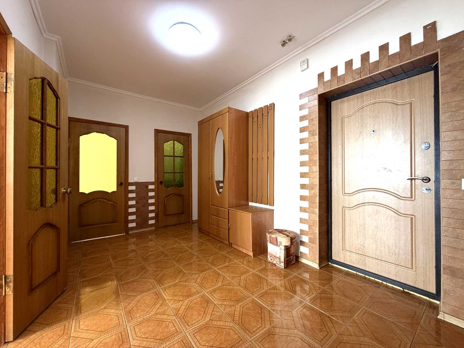 1873494226904778
