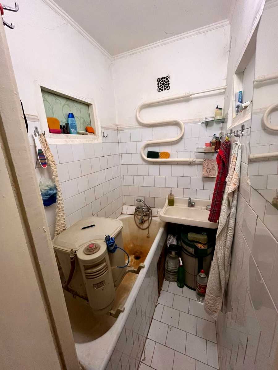 1873497467692477