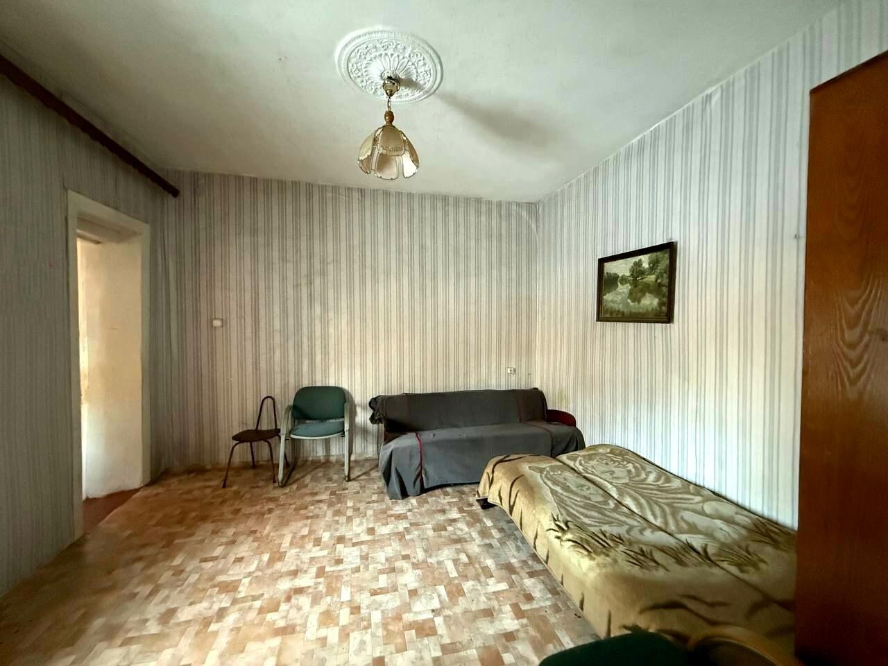 1873498733257310
