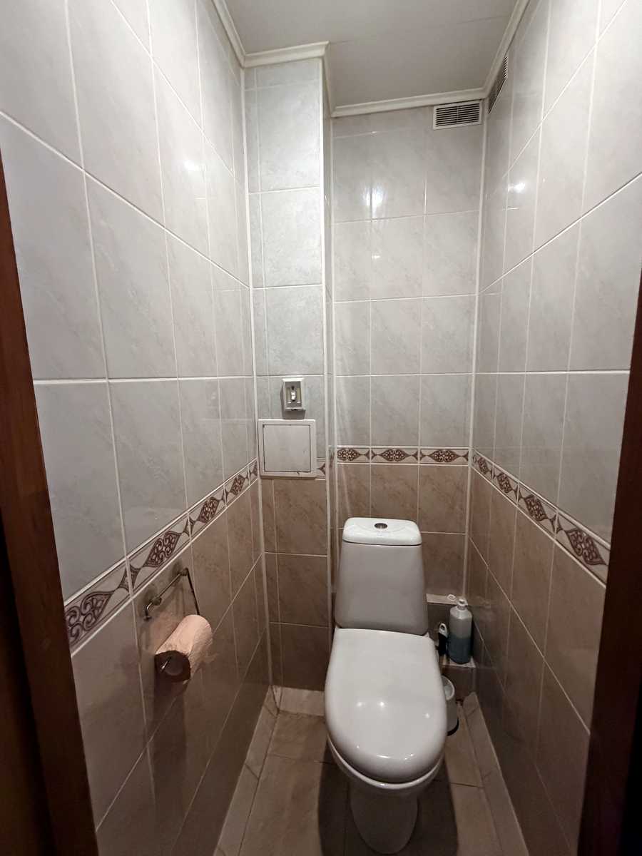 1873504695645757
