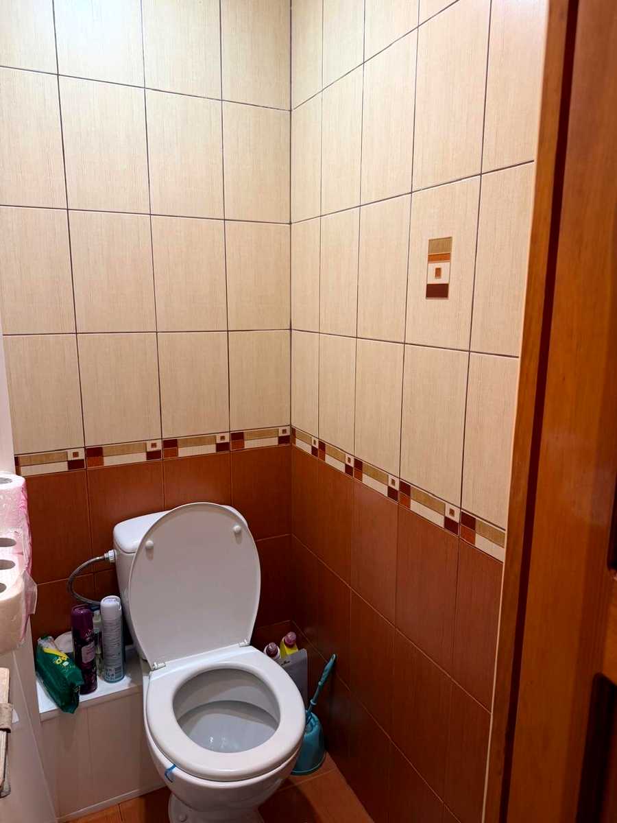 1873504758956205