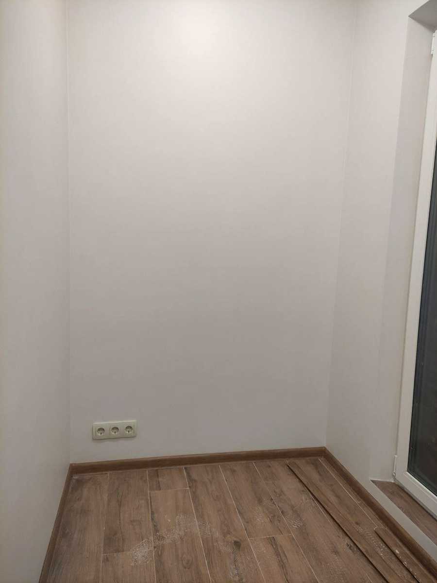 1873505683444925