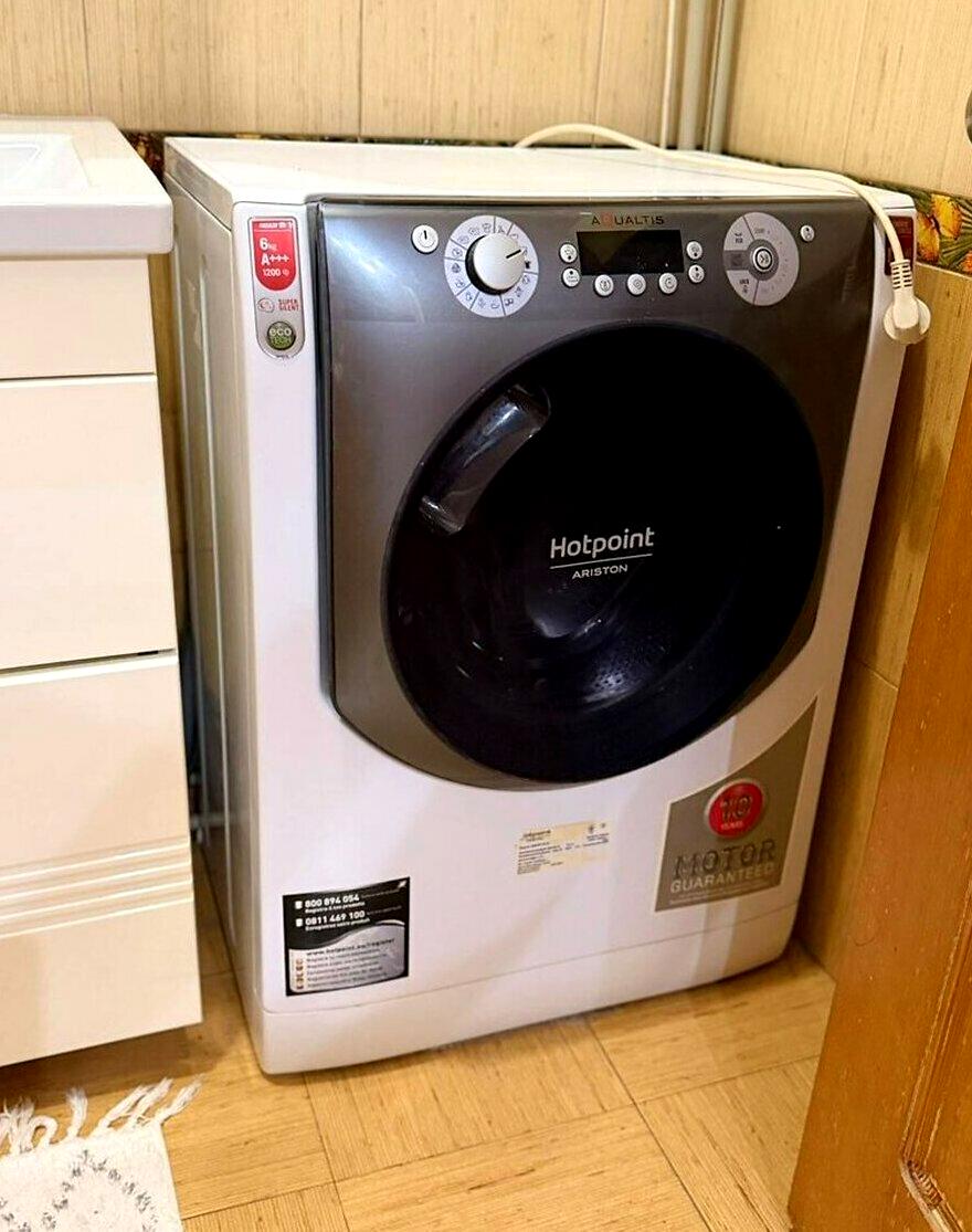 1873506766813558