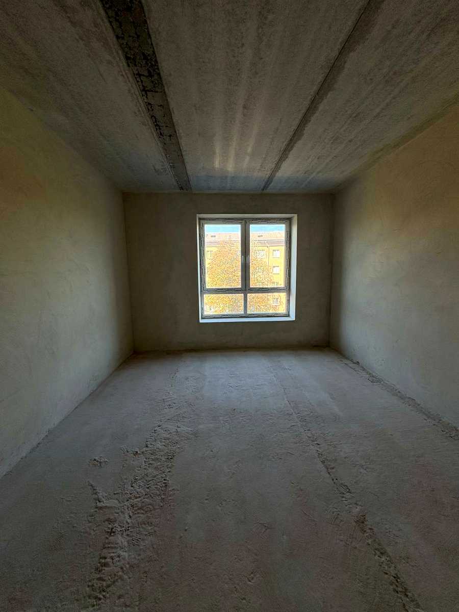 1873508242576080