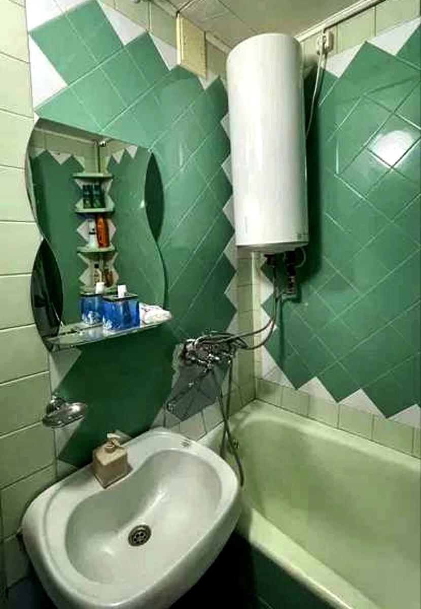 1873511623102380