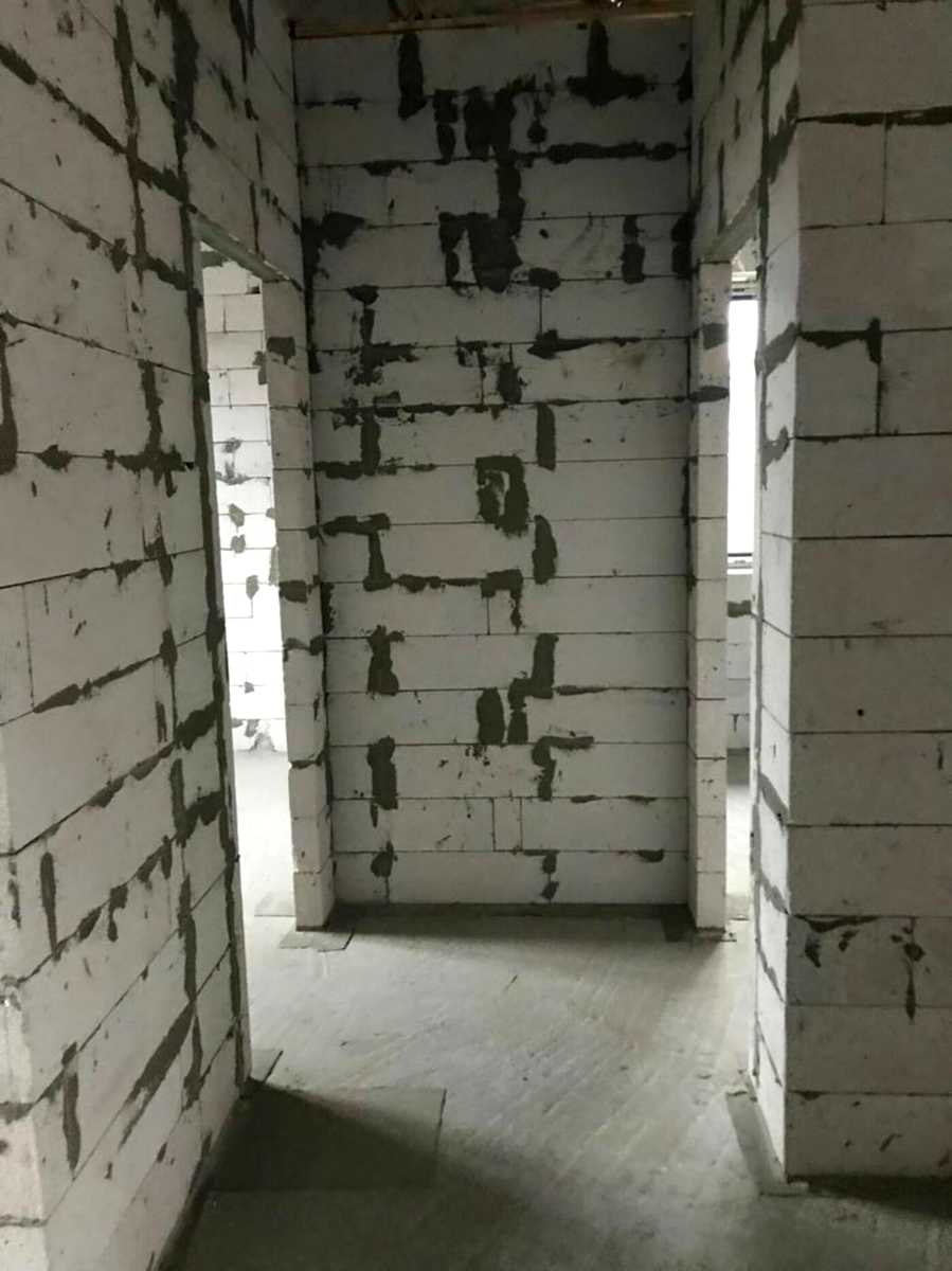 1873515479690941