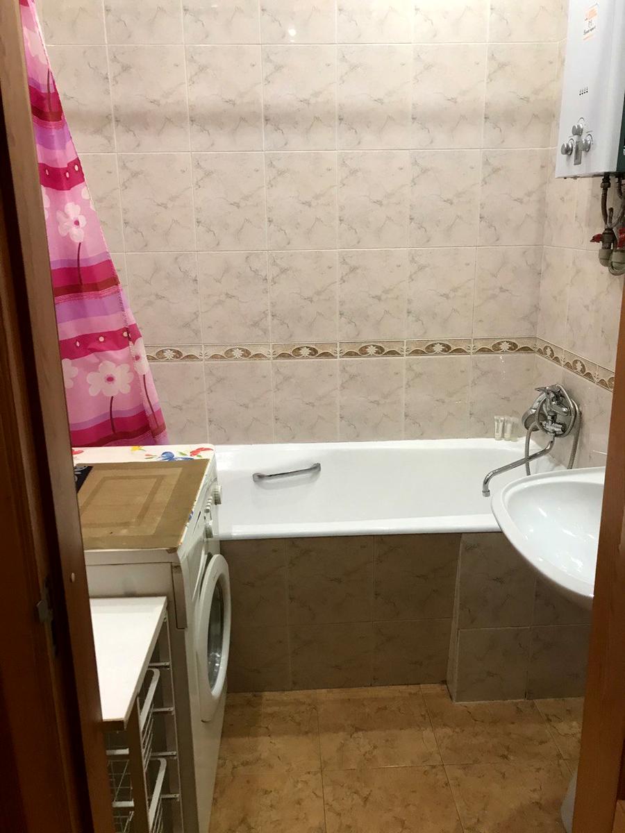 1873517018302546