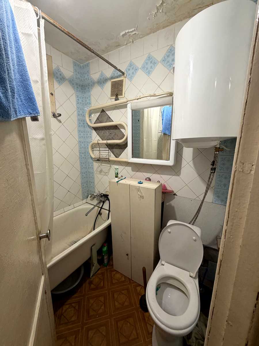 1873519843661031